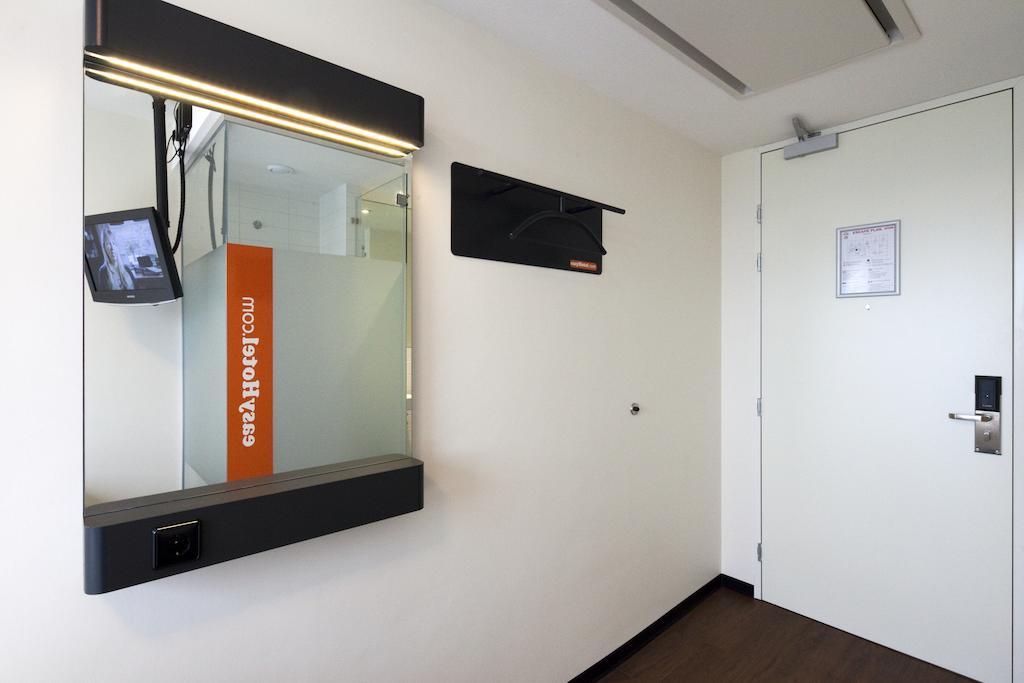 Easyhotel Amsterdam City Centre South Zewnętrze zdjęcie